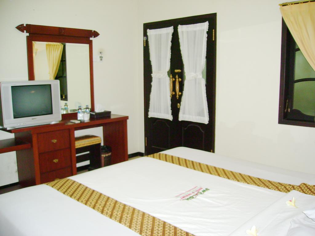 Swaloh Resort & Spa Kalangbret Habitación foto