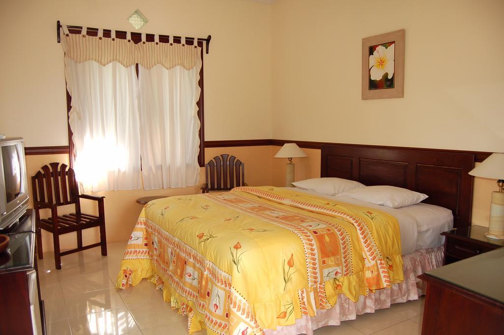 Swaloh Resort & Spa Kalangbret Habitación foto