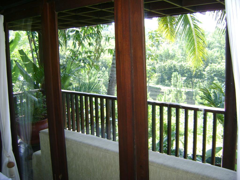 Swaloh Resort & Spa Kalangbret Habitación foto